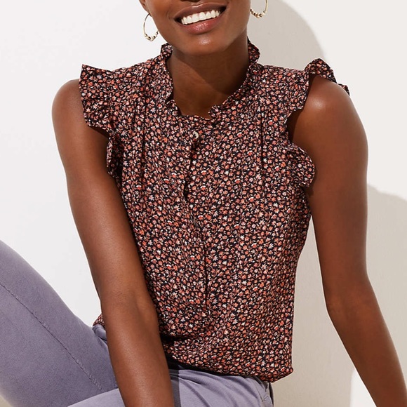 LOFT Tops - Loft sleeveless top